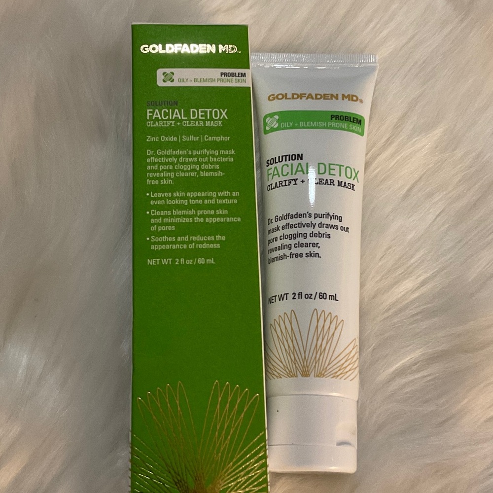 Facial Detox Clarify + Clear Mask - Green and White